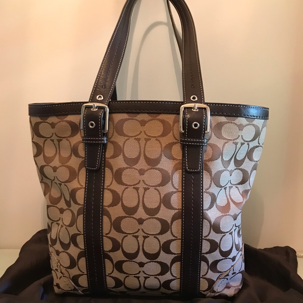 Coach bag - Picture 1 of 9